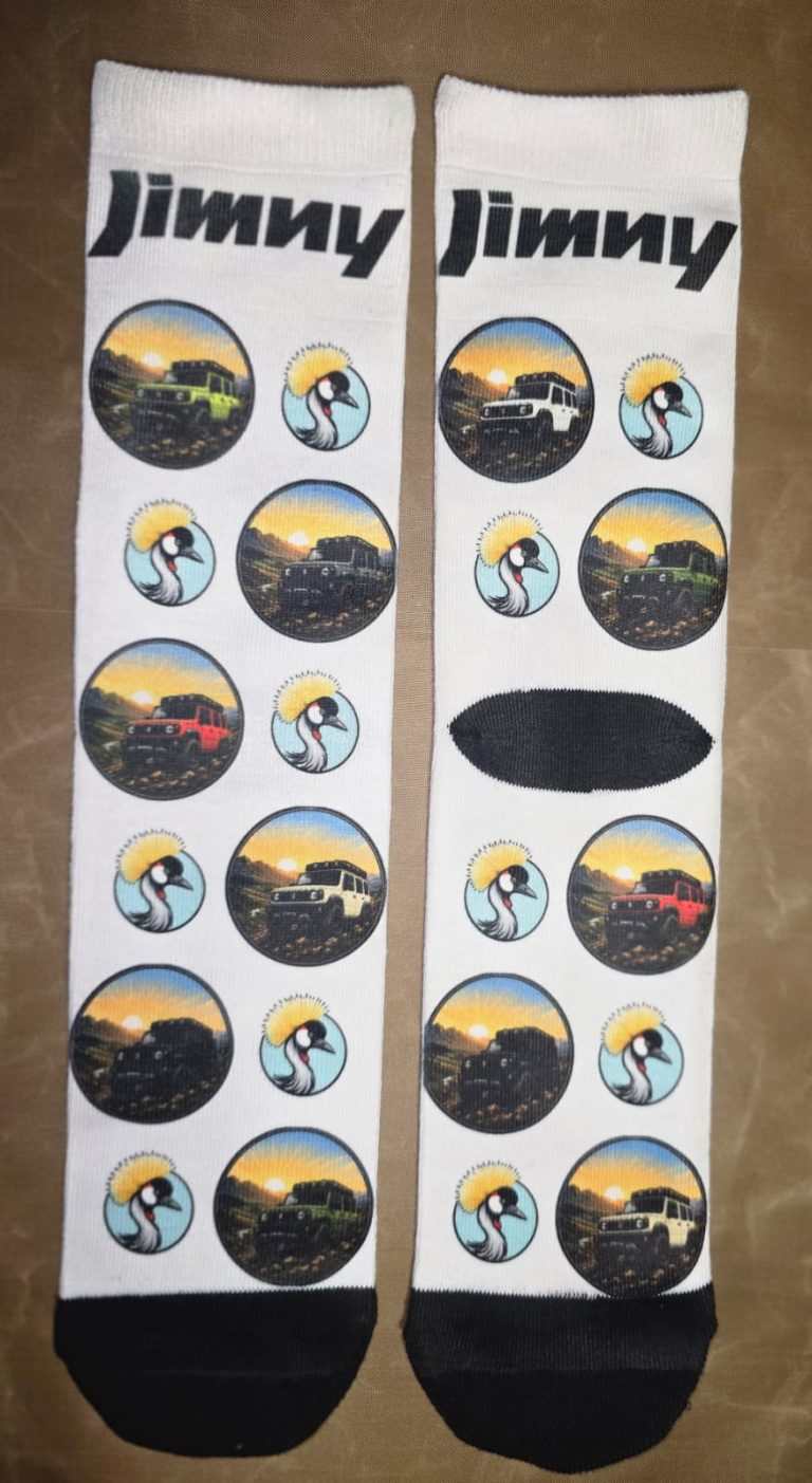 Jimny gathering socks